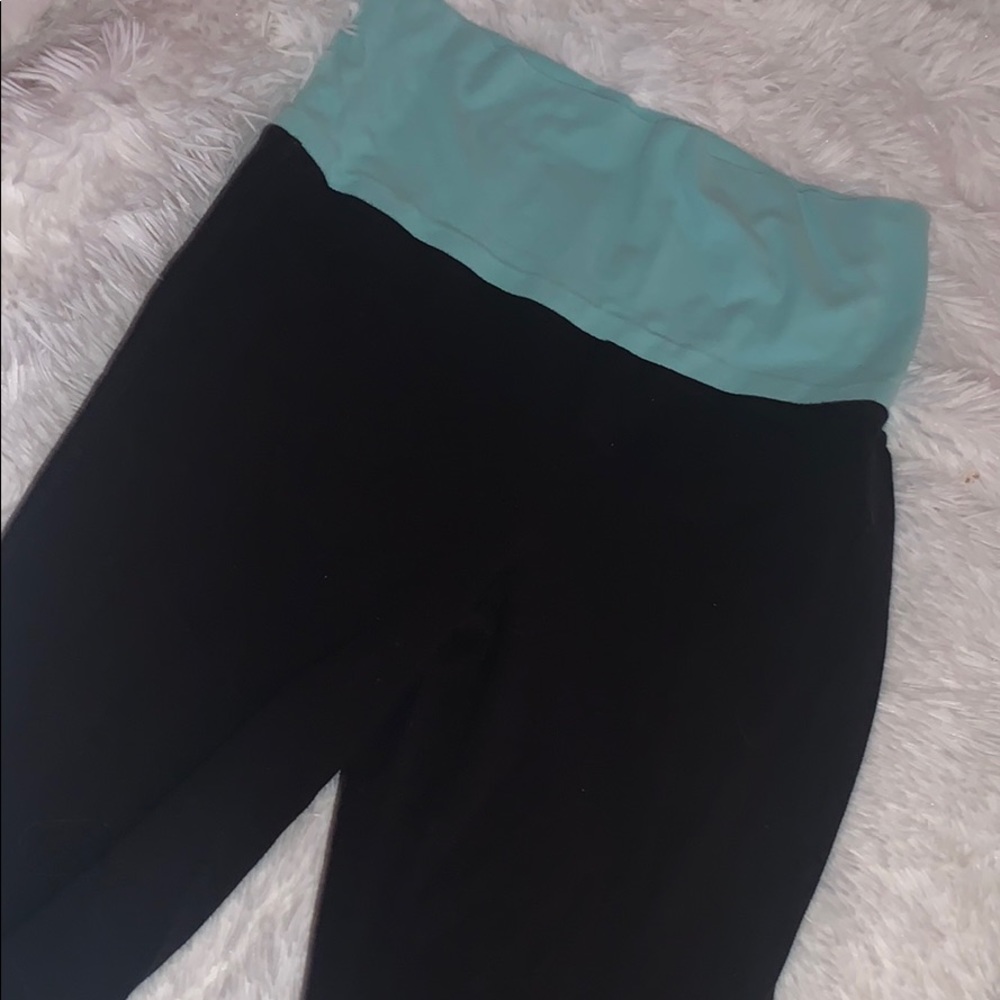 yoga pants
